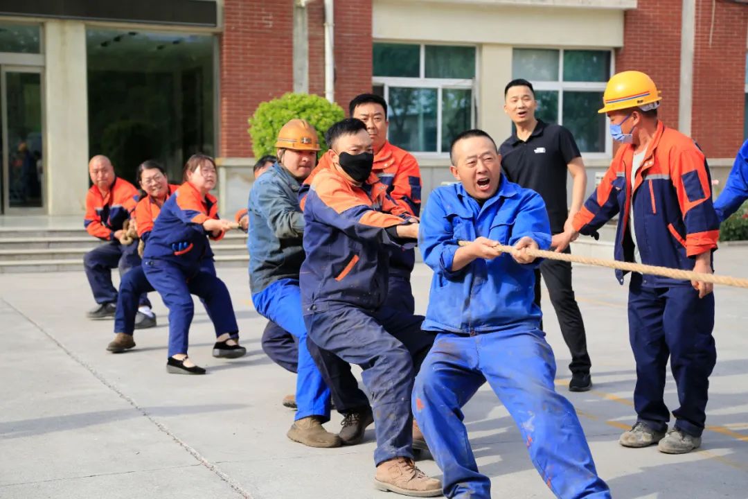 上海山美股份2025春季運(yùn)動(dòng)會(huì)火熱啟幕！拔河、籃球預(yù)賽燃情開戰(zhàn)